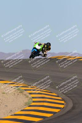 media/Oct-09-2022-SoCal Trackdays (Sun) [[95640aeeb6]]/Turns 9 and 10 (1050am)/